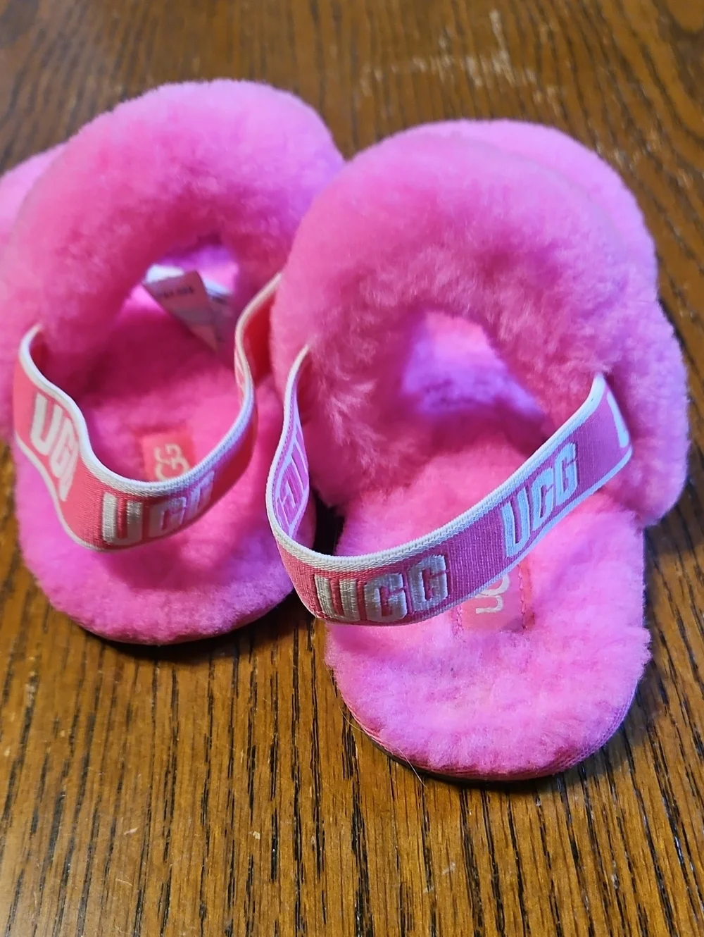 Kids Pink Fuzzy Slide Sandals - Cozy Plush Comfort